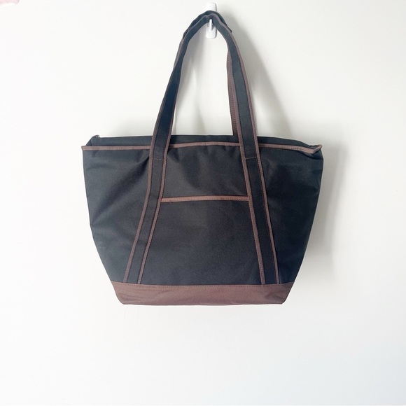 Like New Insulated Tote - Picture 2 of 3
